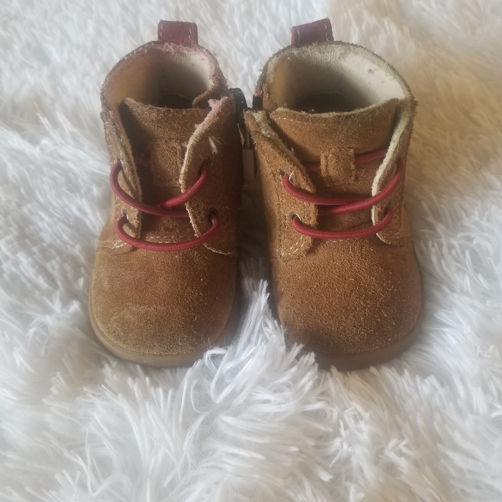 Infant boy uggs